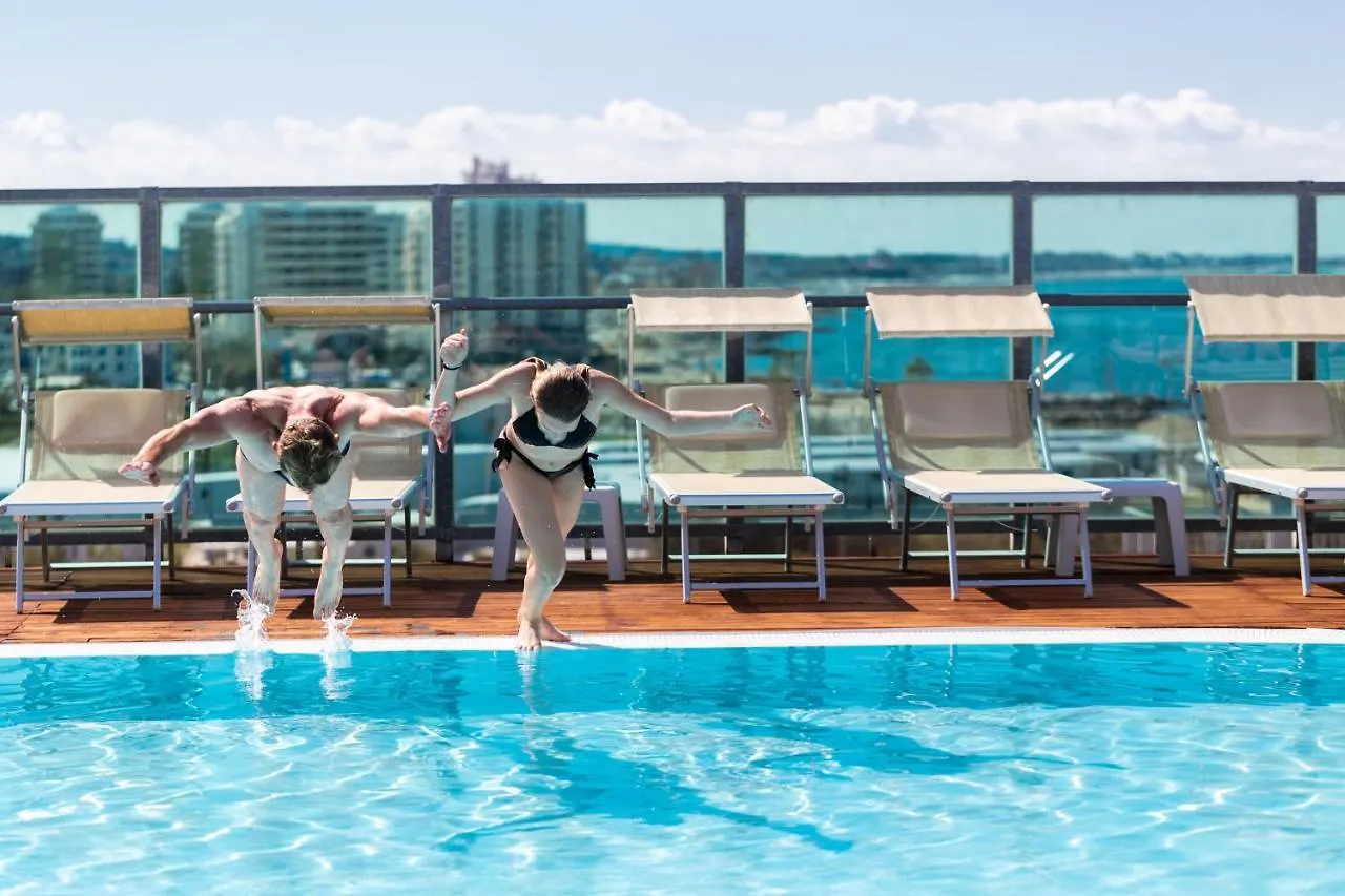 ***  Hotel Universal Cattolica Italia